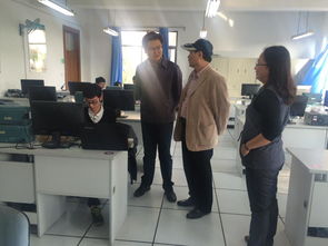 蘭州交通大學(xué)來訪我校電工電子實驗教學(xué)中心 教學(xué)設(shè)備研發(fā)交流紀(jì)實